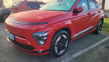 28600 : Hyundai Chartres - Alliance Automobile - HYUNDAI Kona - Kona - Rouge - Traction - Electrique