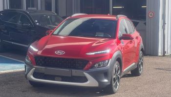 54520 : Hyundai Nancy - Théobald Automobiles - HYUNDAI Kona - Kona - Pulse Red Métal - Traction - Diesel