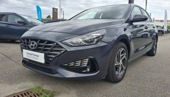 29200 : Hyundai Brest - Iroise Automobiles - HYUNDAI i30 - i30 - Shimmering Silver Métal - Traction - Essence/Micro-Hybride