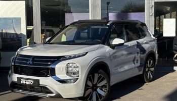 57100 : Hyundai Thionville - Théobald Automobiles - MITSUBISHI Outlander - Outlander - Diamond White Spéciale/Toit Noir - Transmission intégrale - Hybride rechargeable : Essence/Electrique