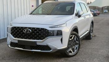 54520 : Hyundai Nancy - Théobald Automobiles - HYUNDAI Santa Fe - Santa Fe - Blanc - Traction - Hybride : Essence/Electrique