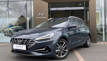 92250 : Hyundai Motor Company - HYUNDAI i30 SW - i30 SW - Teal Blue Métal - Traction - Essence/Micro-Hybride
