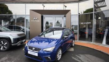 19100 : Hyundai Brive-la-Gaillarde - Garage Pouget - SEAT Ibiza - Ibiza - Bleu électrique - Traction - Essence