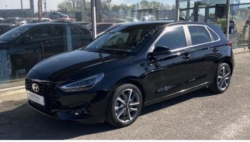 87280 : Hyundai - Groupe Clim - Limoges - HYUNDAI i30 - i30 - Abyss Black métal - Traction - Essence