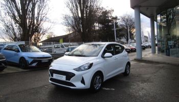 75010 : Hyundai Paris Nord - Goncourt Automobiles - HYUNDAI i10 Intuitive - i10 III - Gris - Boîte manuelle - Essence sans plomb