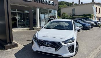 38200 : Hyundai Vienne - Groupe Central Autos - HYUNDAI IONIQ Creative - IONIQ - Blanc - Automate sequentiel - Essence / Courant électrique