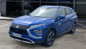 29200 : Hyundai Brest - Iroise Automobiles - MITSUBISHI Eclipse Cross - Eclipse Cross - Bleu - Transmission intégrale - Hybride rechargeable : Essence/Electrique