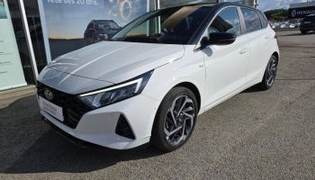 87280 : Hyundai Limoges - Motors Cars - HYUNDAI i20 - i20 - Atlas White Métal/Toit/rétros Black - Traction - Essence/Micro-Hybride