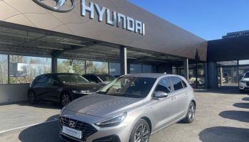 64100 : Hyundai Bayonne - Oceanic Auto - HYUNDAI i30 - i30 - Shimmering Silver Métal - Traction - Essence/Micro-Hybride