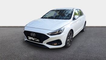 92130 : Hyundai ISSY-LES-MOULINEAUX - BPM Cars - HYUNDAI i30 - i30 - Serenity White métal - Traction - Essence