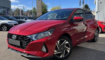54520 : Hyundai Nancy - Théobald Automobiles - HYUNDAI i20 - i20 - Dragon Red Métal - Traction - Essence/Micro-Hybride