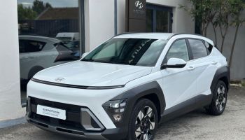 75010 : Hyundai Paris Nord - Goncourt Automobiles - HYUNDAI KONA Creative - KONA II - Blanc - Automate sequentiel - Essence / Courant électrique