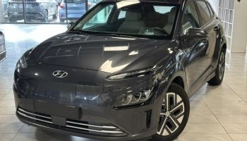 54520 : Hyundai Nancy - Théobald Automobiles - HYUNDAI Kona - Kona - Dark Night Métal - Traction - Electrique