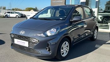 75010 : Hyundai Paris Nord - Goncourt Automobiles - HYUNDAI i10 Intuitive - i10 III - Gris - Boîte manuelle - Essence sans plomb
