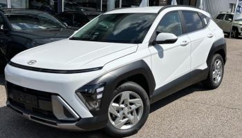 54520 : Hyundai Nancy - Théobald Automobiles - HYUNDAI Kona - Kona - Atlas White - Traction - Essence