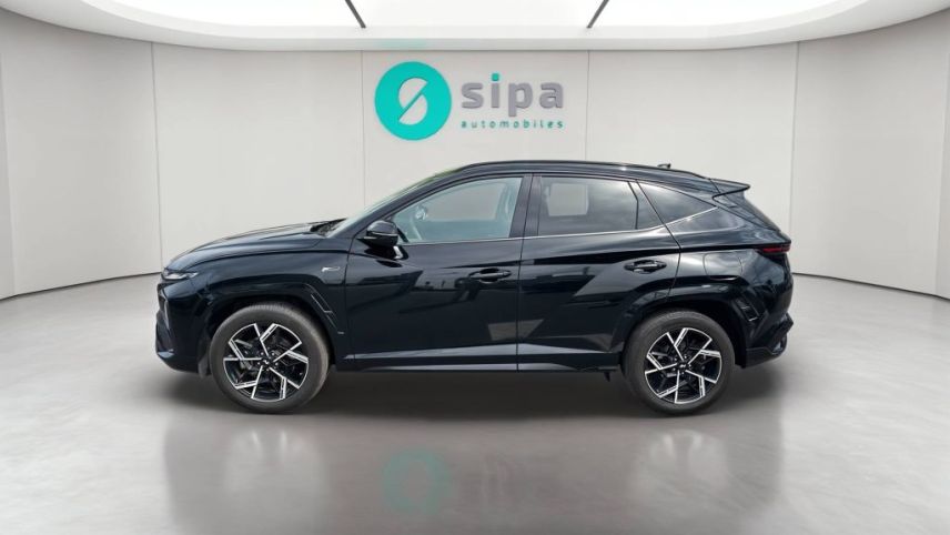 75010 : Hyundai Paris Nord - Goncourt Automobiles - HYUNDAI TUCSON N Line Creative - TUCSON IV - NOIR - Boîte automatique - Essence / Courant électrique