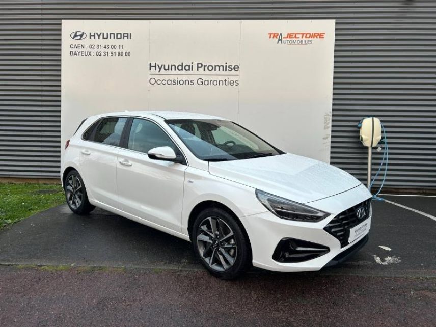 14112 : Hyundai Caen - Trajectoire Automobiles - HYUNDAI i30 - i30 - Serenity White Métal - Traction - Essence/Micro-Hybride
