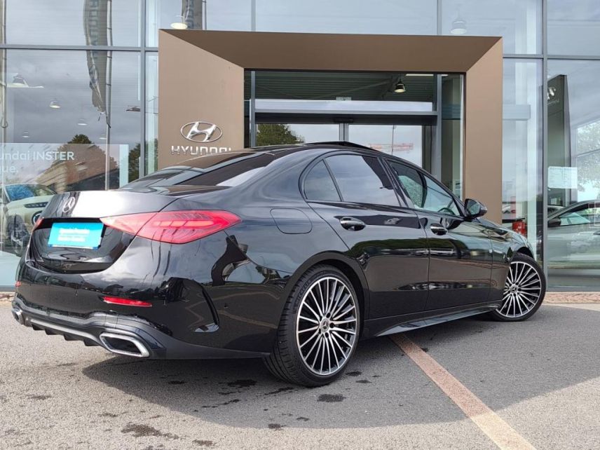 92250 : Hyundai Motor Company - MERCEDES-BENZ Classe C - Classe C - Noir obsidienne métallisé - Propulsion - Essence/Micro-Hybride