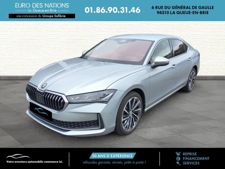 75010 : Hyundai Paris Nord - Goncourt Automobiles - SKODA SUPERB Laurin &amp; Klement - SUPERB IV - GRIS MINERAL - Automate sequentiel - Essence sans plomb