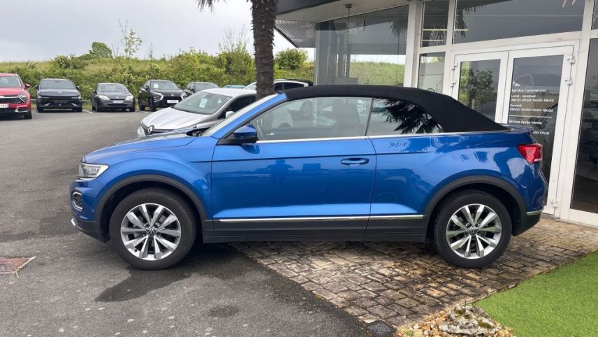 75010 : Hyundai Paris Nord - Goncourt Automobiles - VOLKSWAGEN T-ROC CABRIOLET Style - T-ROC - Bleu - Automate sequentiel - Essence sans plomb