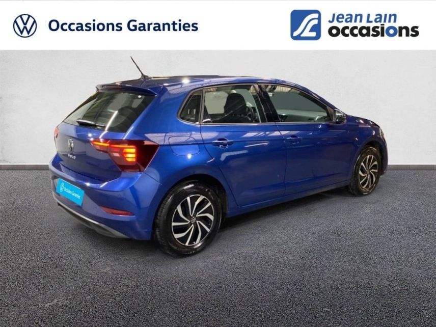 75010 : Hyundai Paris Nord - Goncourt Automobiles - VOLKSWAGEN POLO Life - POLO VI - BLEU RECIF METALLISE - Boîte manuelle - Essence sans plomb