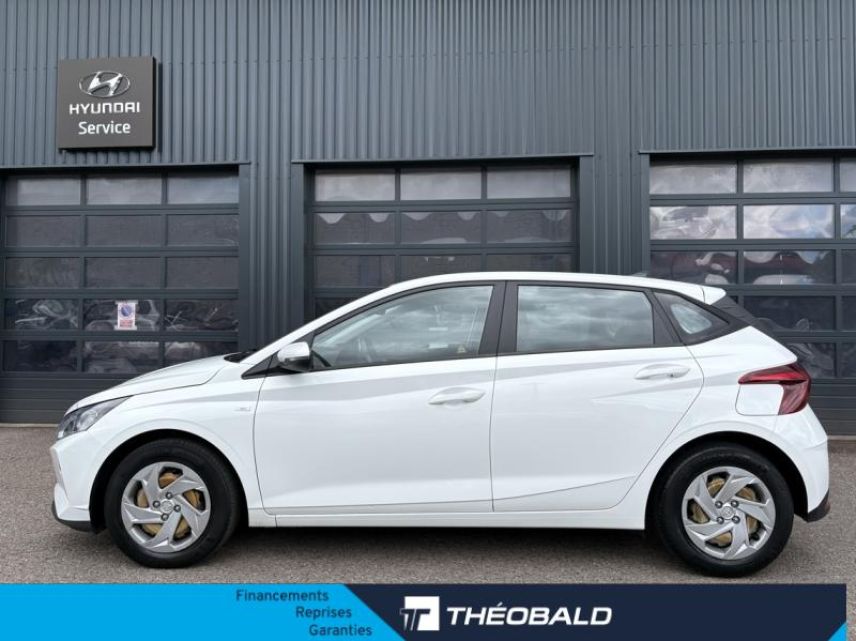 54520 : Hyundai Nancy - Théobald Automobiles - HYUNDAI i20 - i20 - Atlas White - Traction - Essence/Micro-Hybride