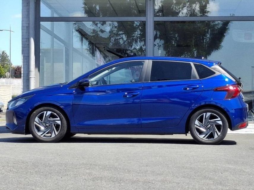 57200 : Hyundai Sarreguemines - Theobald Automobiles - HYUNDAI i20 - i20 - Intense Blue Métal - Traction - Essence