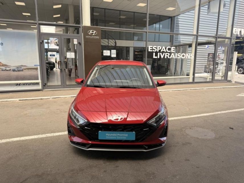 45000 : Hyundai Orléans - GCA - HYUNDAI i20 - i20 - Dragon Red Métal - Traction - Essence