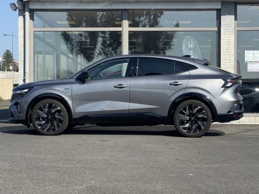 57200 : Hyundai Sarreguemines - Theobald Automobiles - RENAULT Rafale - Rafale - Gris Schiste métallisé - Traction - Hybride : Essence/Electrique