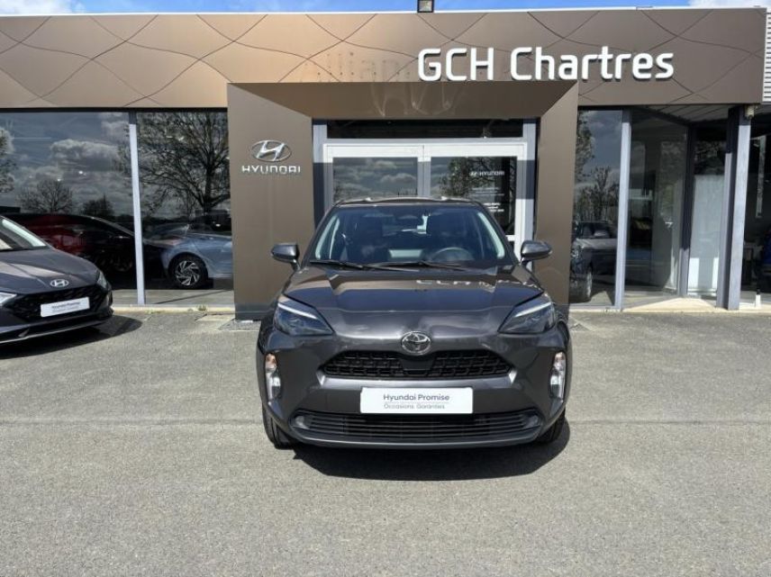 28600 : Hyundai Chartres - GCA - TOYOTA Yaris Cross - Yaris Cross - Gris Atlas Métallisé - Traction - Hybride : Essence/Electrique