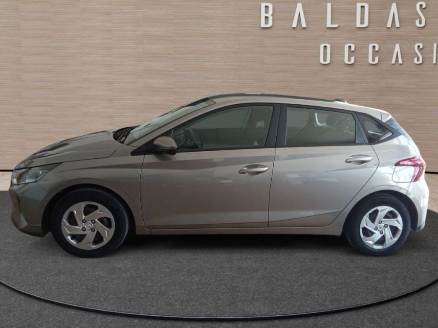 75010 : Hyundai Paris Nord - Goncourt Automobiles - HYUNDAI i20 Initia - i20 III - GRIS - Boîte manuelle - Essence sans plomb