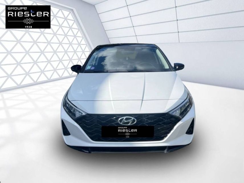 75010 : Hyundai Paris Nord - Goncourt Automobiles - HYUNDAI i20 Creative - i20 III - BLANC - Automate sequentiel - Essence sans plomb