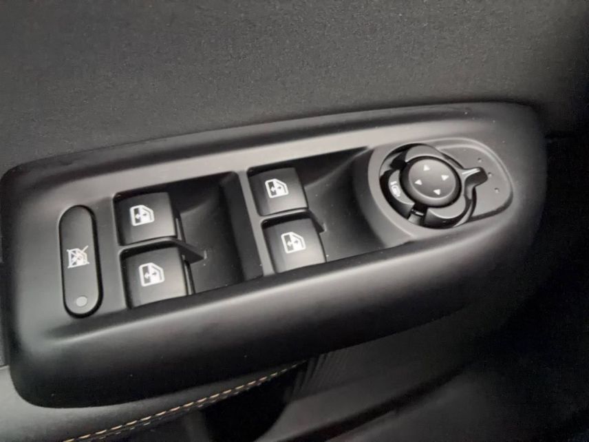 75010 : Hyundai Paris Nord - Goncourt Automobiles - ALFA ROMEO TONALE Veloce - TONALE - Bleu - Boîte automatique - Essence / Courant électrique