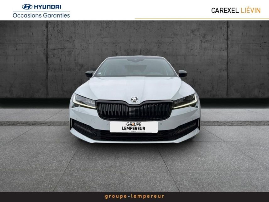 62800 : Hyundai Lens - Groupe Lempereur - SKODA Superb - Superb -  - Traction - Diesel