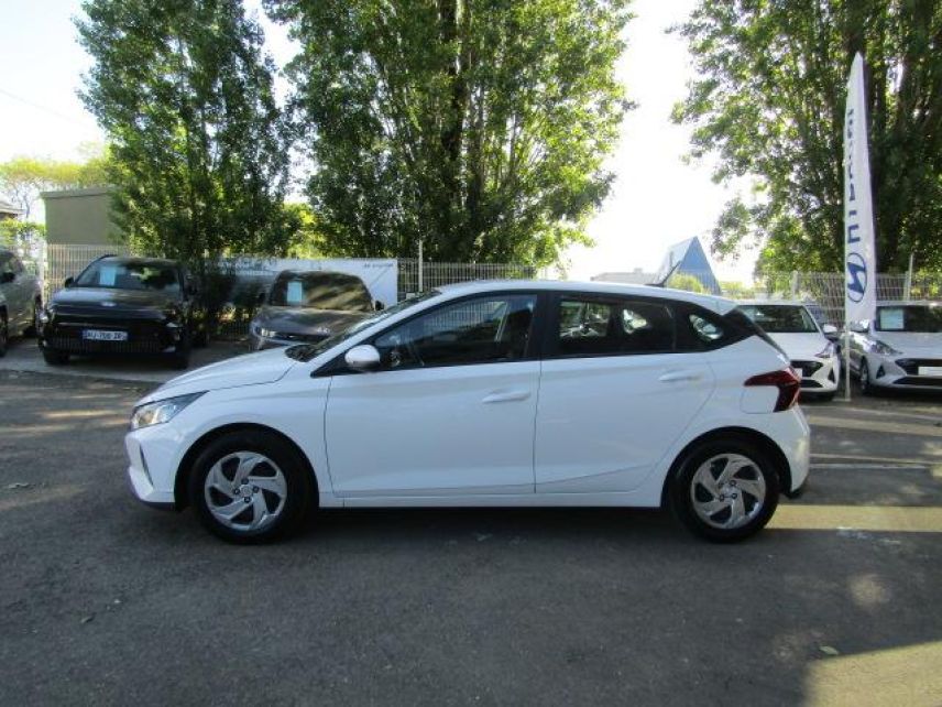 75010 : Hyundai Paris Nord - Goncourt Automobiles - HYUNDAI i20 Initia - i20 III - Blanc - Boîte manuelle - Essence sans plomb