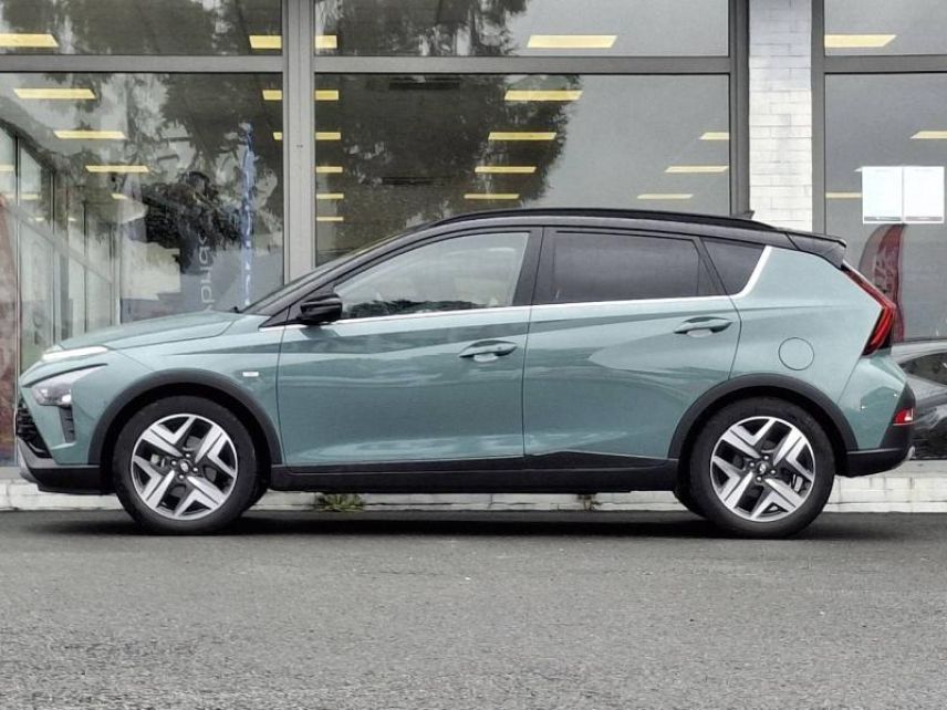 57200 : Hyundai Sarreguemines - Theobald Automobiles - HYUNDAI Bayon - Bayon - Mangrove Green Métal - Traction - Essence/Micro-Hybride