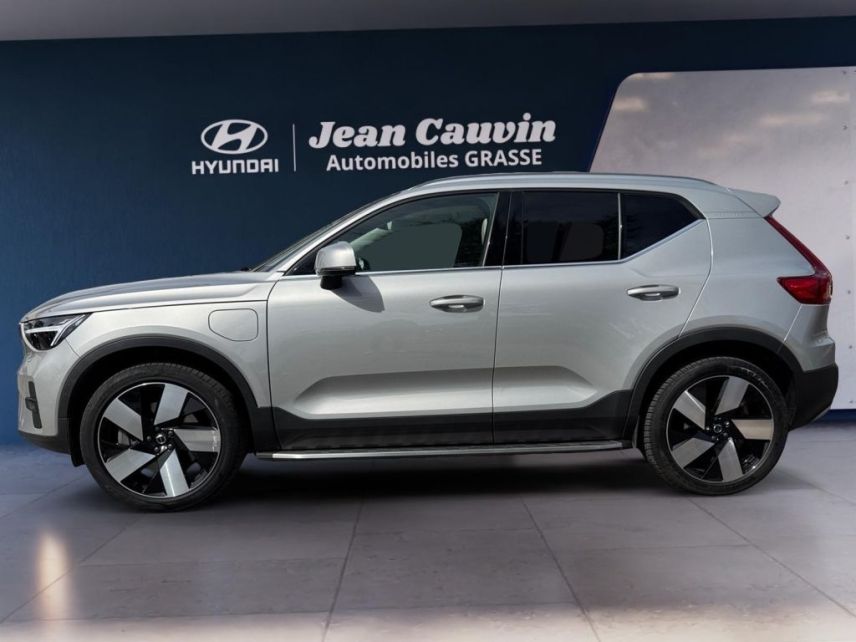 06130 : Hyundai Grasse - Garage Jean Cauvin - VOLVO XC40 Ultimate - XC40 - Gris - Boîte automatique - Essence / Courant électrique