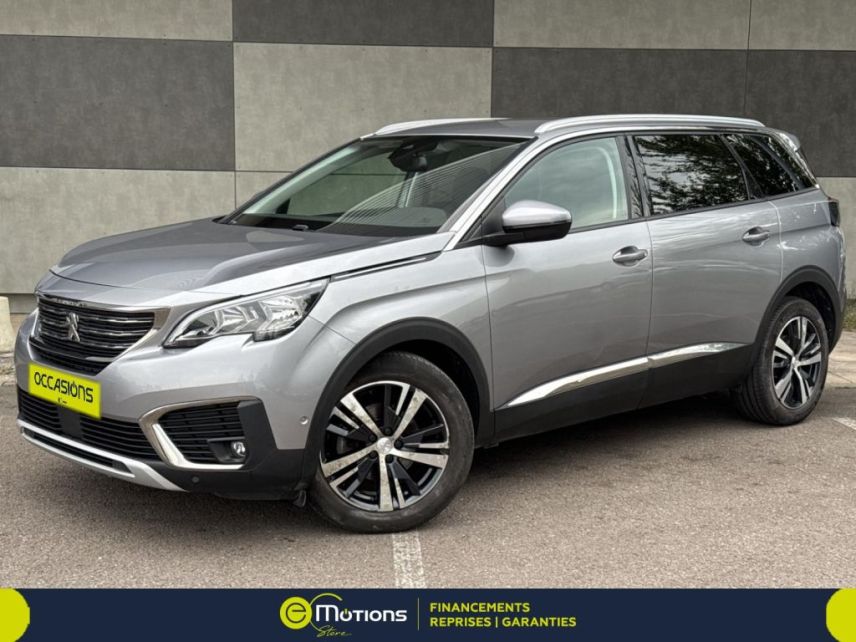 54520 : Hyundai Nancy - Théobald Automobiles - PEUGEOT 5008 - 5008 - Gris Artense (M) - Traction - Diesel