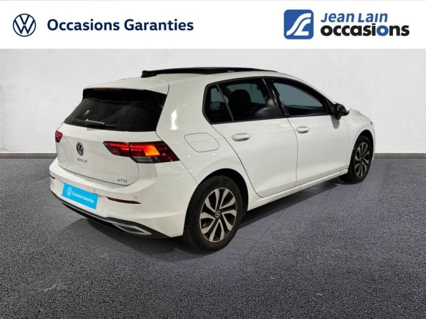 75010 : Hyundai Paris Nord - Goncourt Automobiles - VOLKSWAGEN GOLF Active - GOLF VIII - BLANC PUR - Automate sequentiel - Essence sans plomb