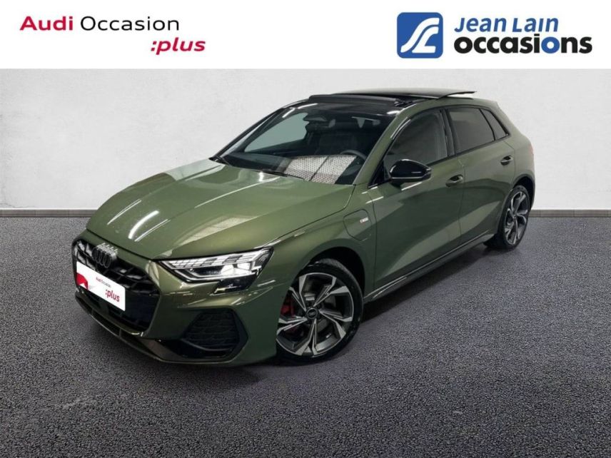 75010 : Hyundai Paris Nord - Goncourt Automobiles - AUDI A3 SPORTBACK S line - A3/S3/RS3 IV - VERT DISTRICT METALLISE - Automate sequentiel - Essence / Courant électrique