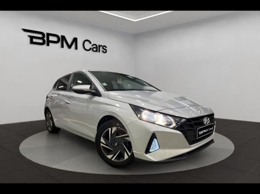 92130 : Hyundai ISSY-LES-MOULINEAUX - BPM Cars - HYUNDAI i20 - i20 - Sleek Silver Métal - Traction - Essence