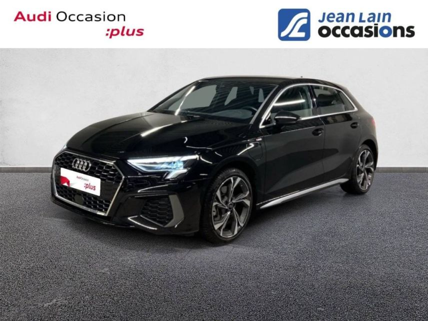 75010 : Hyundai Paris Nord - Goncourt Automobiles - AUDI A3 SPORTBACK S Line - A3/S3/RS3 IV - NOIR MYTHIC METALLISE - Automate sequentiel - Essence / Courant électrique