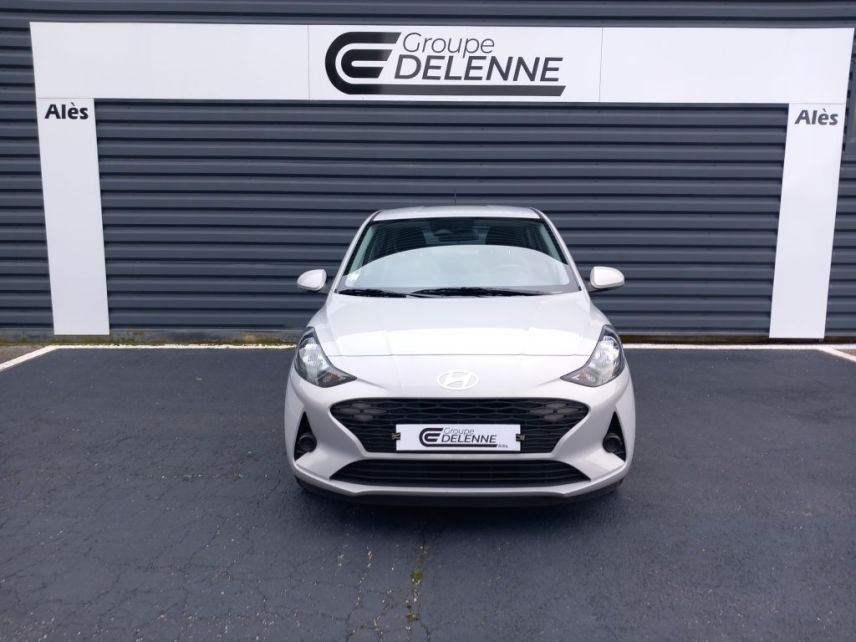 75010 : Hyundai Paris Nord - Goncourt Automobiles - HYUNDAI i10 Intuitive - i10 III - Gris - Boîte manuelle - Essence sans plomb