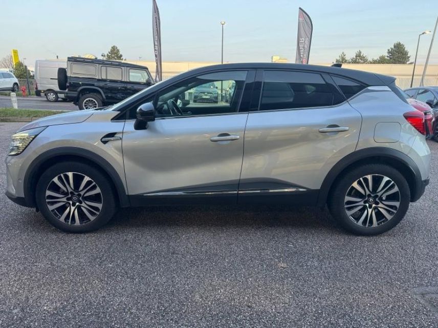 54520 : Hyundai Nancy - Théobald Automobiles - RENAULT Captur - Captur - Gris Cassiopée/Noir Etoilé - Traction - Hybride rechargeable : Essence/Electrique