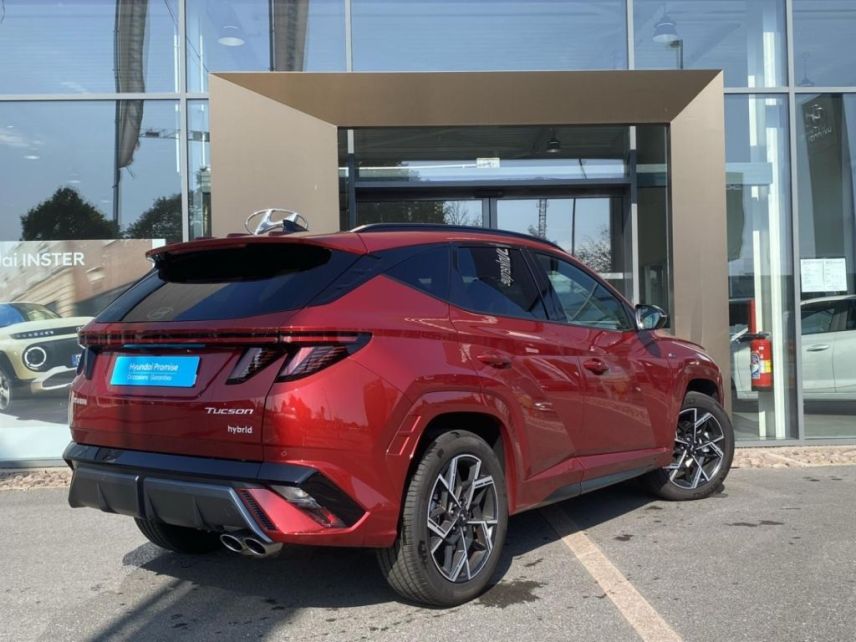 92250 : Hyundai Motor Company - HYUNDAI Tucson - Tucson - Ultimate Red Métal - Traction - Hybride : Essence/Electrique