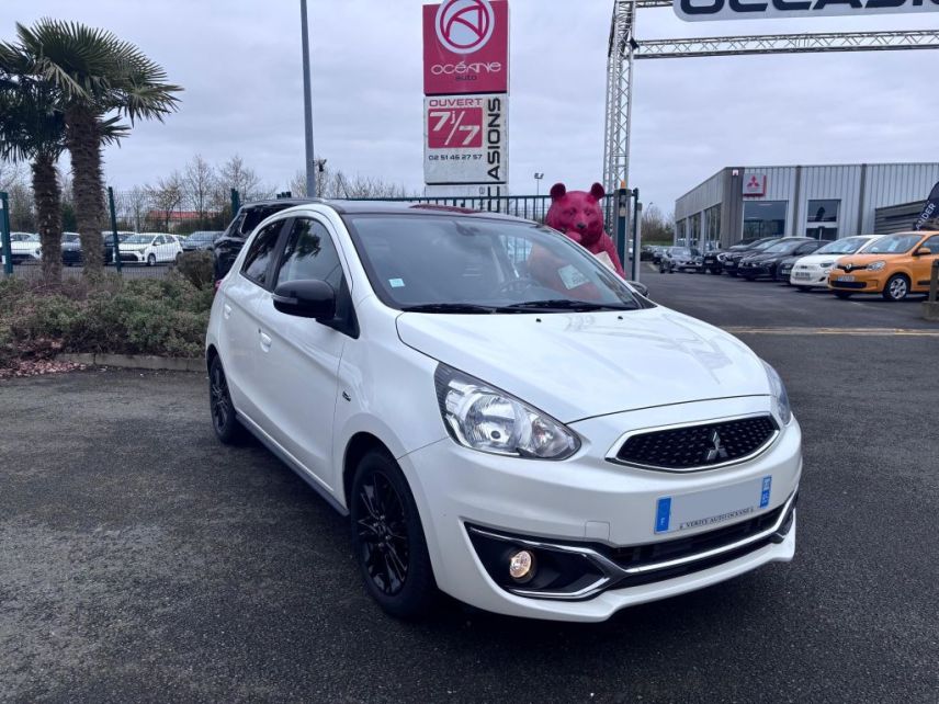 75010 : Hyundai Paris Nord - Goncourt Automobiles - MITSUBISHI SPACE STAR MY19 Black Collection - SPACE STAR II - Blanc - Boîte manuelle - Essence sans plomb