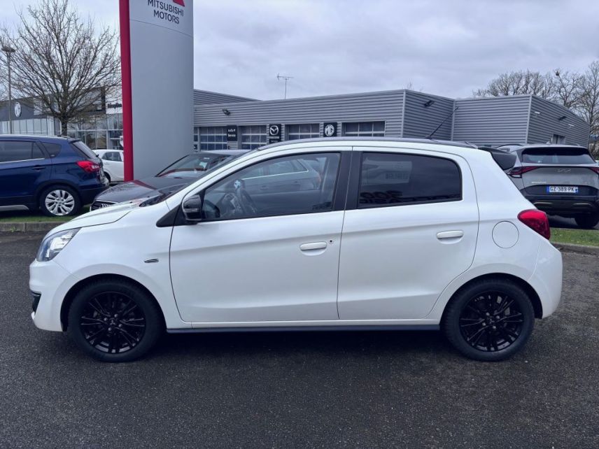 75010 : Hyundai Paris Nord - Goncourt Automobiles - MITSUBISHI SPACE STAR MY19 Black Collection - SPACE STAR II - Blanc - Boîte manuelle - Essence sans plomb