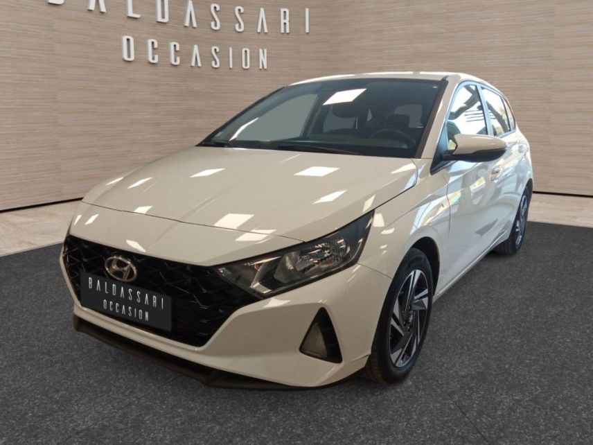 75010 : Hyundai Paris Nord - Goncourt Automobiles - HYUNDAI i20 Intuitive - i20 III - Blanc - Boîte manuelle - Essence sans plomb