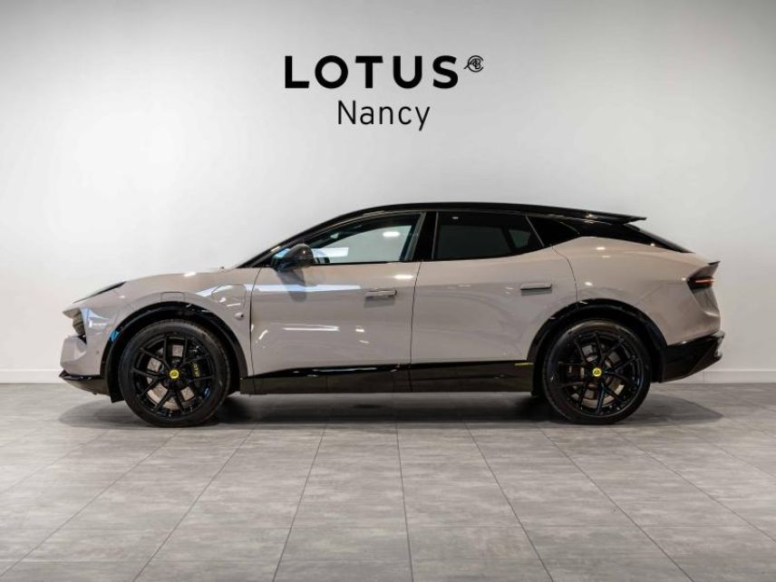 54520 : Hyundai Nancy - Théobald Automobiles - LOTUS Eletre - Eletre - Gris - Transmission intégrale - Electrique