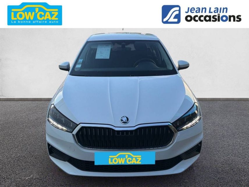 75010 : Hyundai Paris Nord - Goncourt Automobiles - SKODA FABIA Active - FABIA IV - BLANC CRISITAL - Boîte manuelle - Essence sans plomb